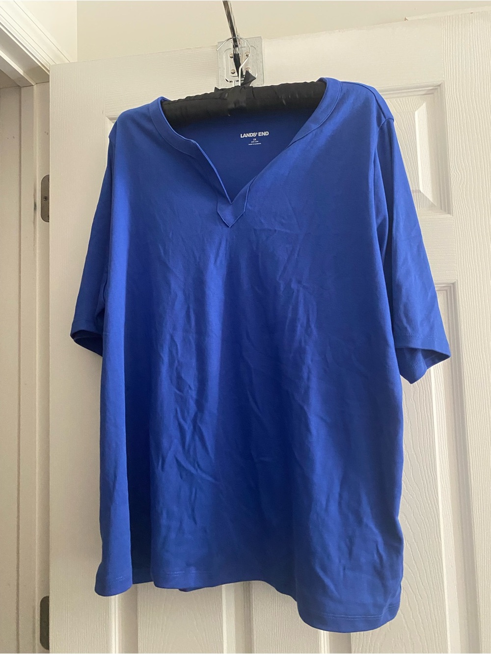 NEW Land’s End Women's V-Neck Short Sleeve Tee in Royal Blue- 2X